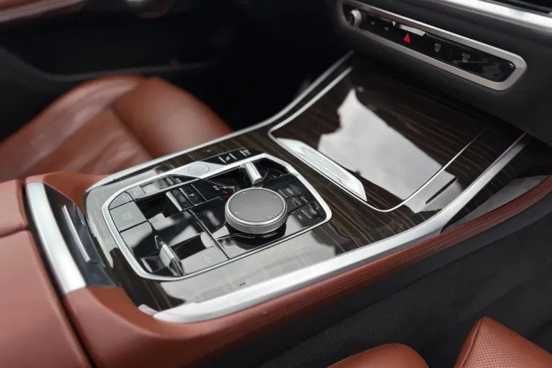 BMW X7 (Seria X) din 2024 cu 81.821 km - oferta BMW206324 - foto 37