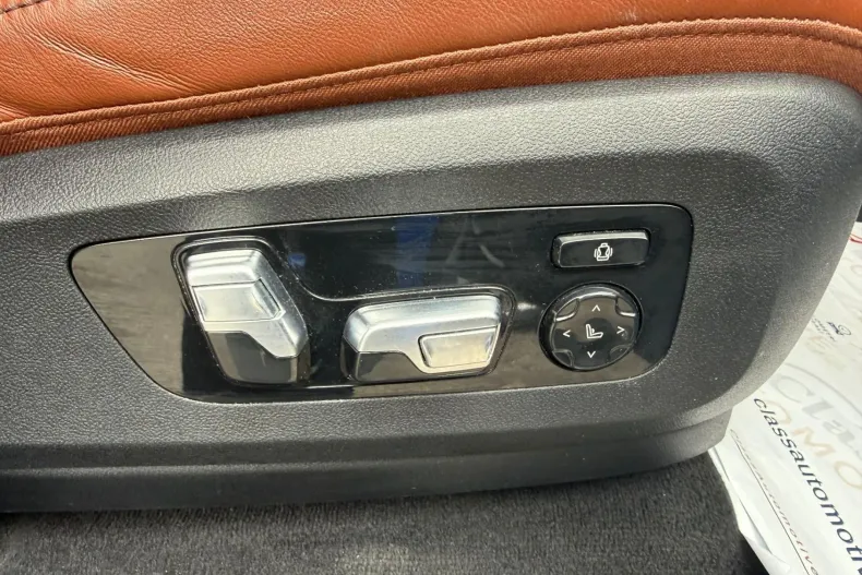 BMW X7 (Seria X) din 2024 cu 81.821 km - oferta BMW206324 - foto 40