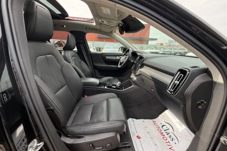 Volvo XC40 din 2021 cu 98.815 km - oferta VOL206325 - foto 14