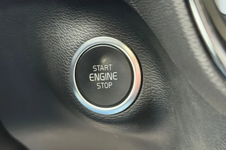 Volvo XC40 din 2021 cu 98.815 km - oferta VOL206325 - foto 17