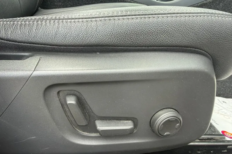 Volvo XC40 din 2021 cu 98.815 km - oferta VOL206325 - foto 27