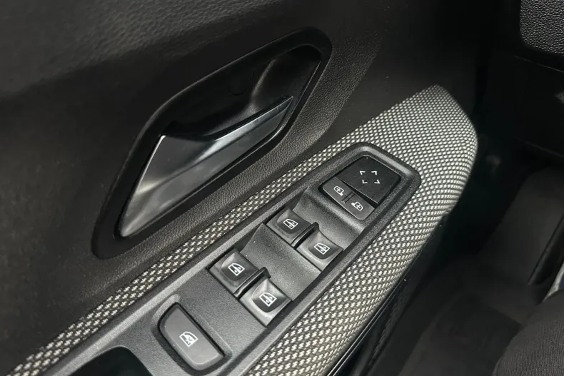 Dacia Jogger din 2023 cu 83.533 km - oferta DAC206328 - foto 16