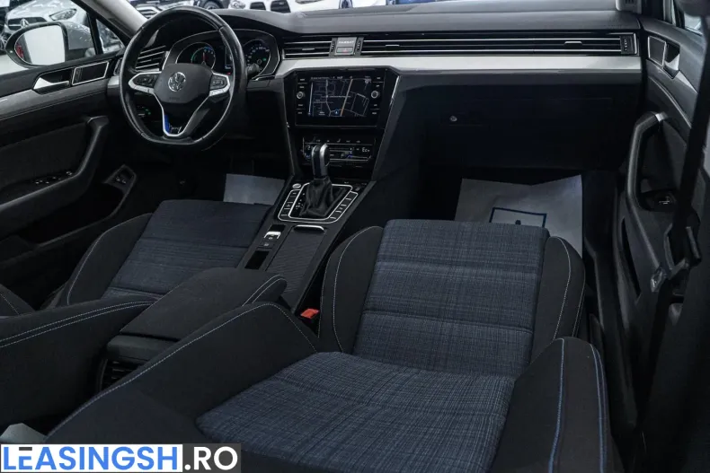 Volkswagen Passat din 2022 cu 176.000 km - oferta VOL206335 - foto 2