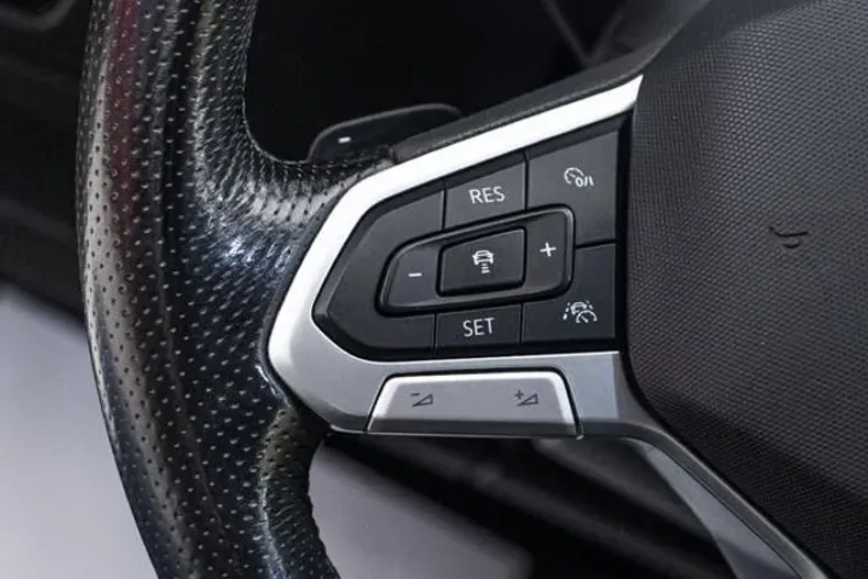 Volkswagen Passat din 2022 cu 176.000 km - oferta VOL206335 - foto 14