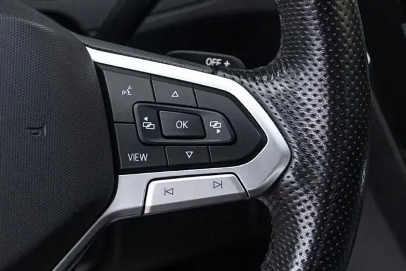 Volkswagen Passat din 2022 cu 176.000 km - oferta VOL206335 - foto 21