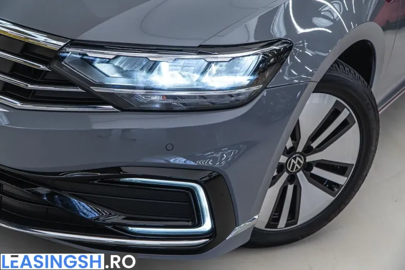 Volkswagen Passat din 2022 cu 176.000 km - oferta VOL206335 - foto 34