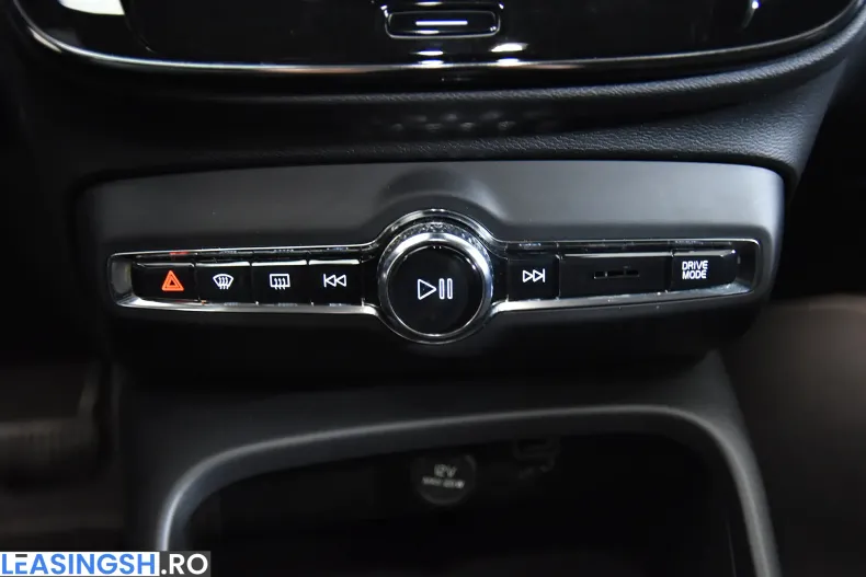 Volvo XC40 din 2020 cu 126.704 km - oferta VOL206337 - foto 18