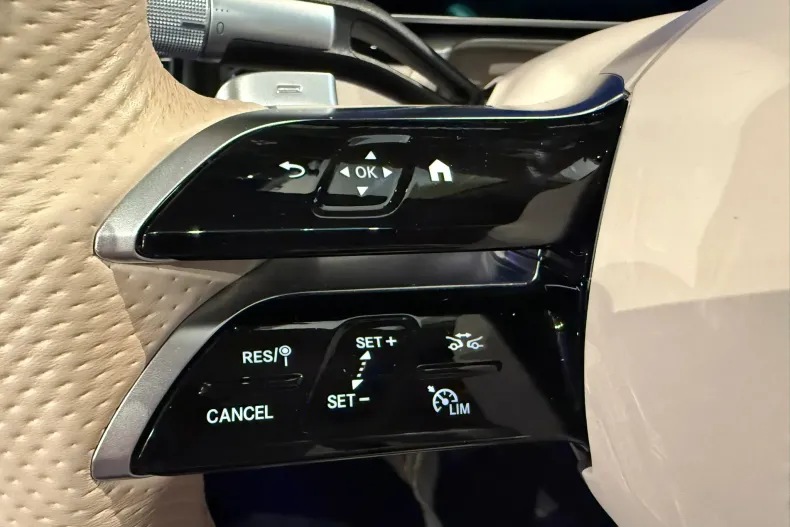 Mercedes-Benz S din 2024 cu 18.000 km - oferta MER206339 - foto 37