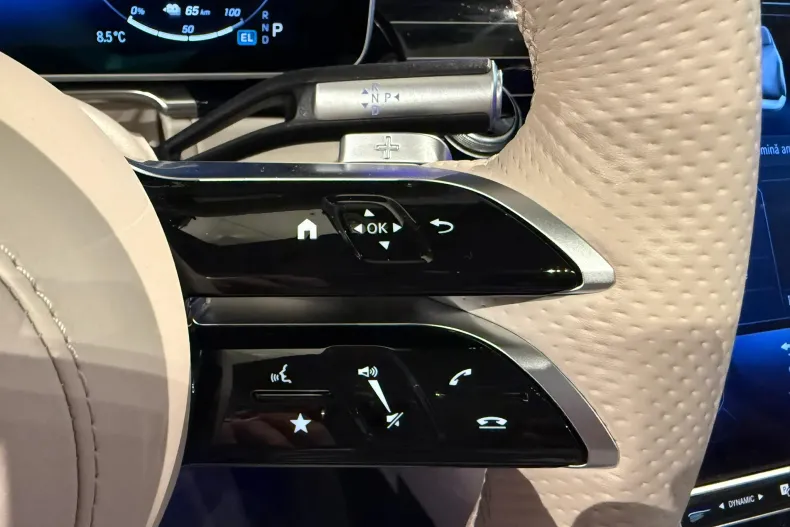 Mercedes-Benz S din 2024 cu 18.000 km - oferta MER206339 - foto 38