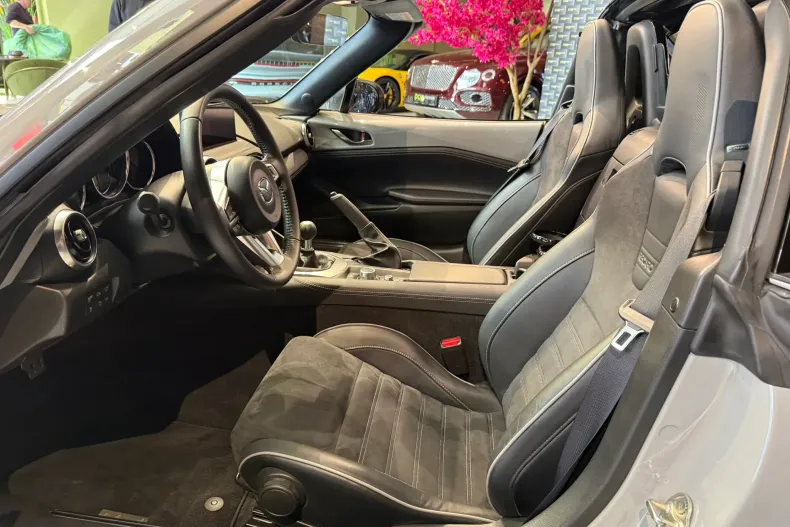 Mazda MX-5 din 2024 cu 19.000 km - oferta MAZ206341 - foto 13