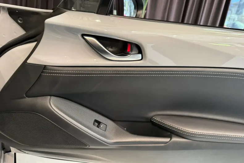 Mazda MX-5 din 2024 cu 19.000 km - oferta MAZ206341 - foto 24