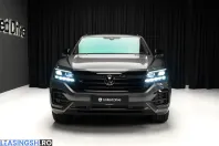Volkswagen Touareg din 2023 cu 44.700 km - oferta VOL206342 - foto 3