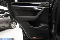 Volkswagen Touareg din 2023 cu 44.700 km - oferta VOL206342 - foto 24