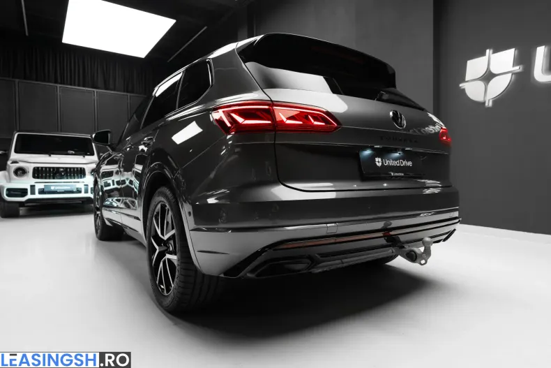 Volkswagen Touareg din 2023 cu 44.700 km - oferta VOL206342 - foto 38