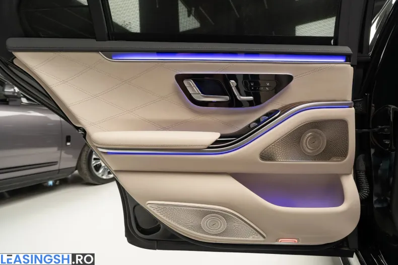 Mercedes-Benz S 63 AMG (Clasa S) din 2023 cu 9.000 km - oferta MER206343 - foto 25