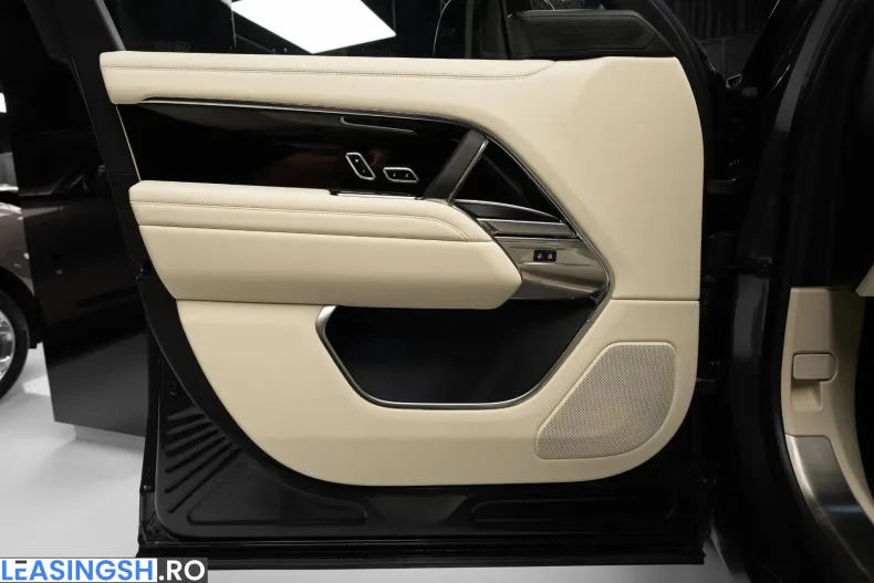 Land Rover Range Rover din 2024 cu 14.600 km - oferta LAN206344 - foto 11