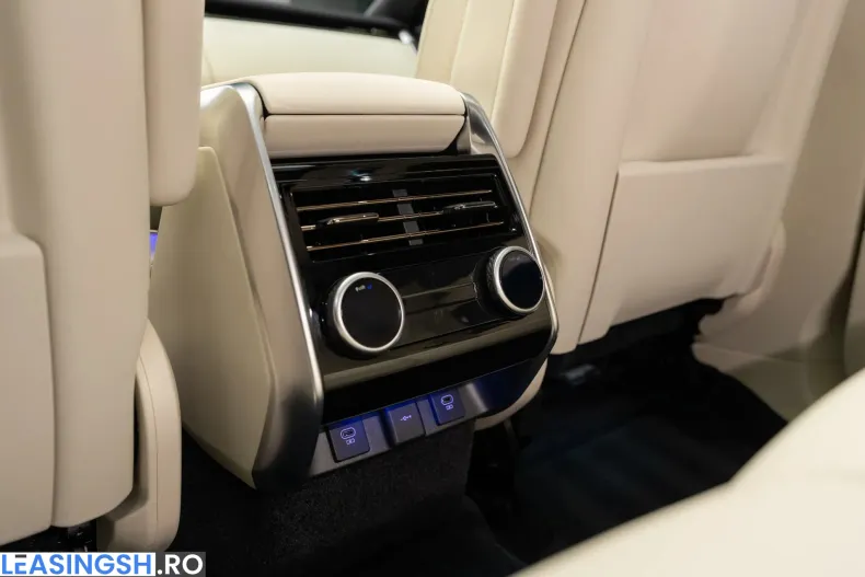 Land Rover Range Rover din 2024 cu 14.600 km - oferta LAN206344 - foto 28