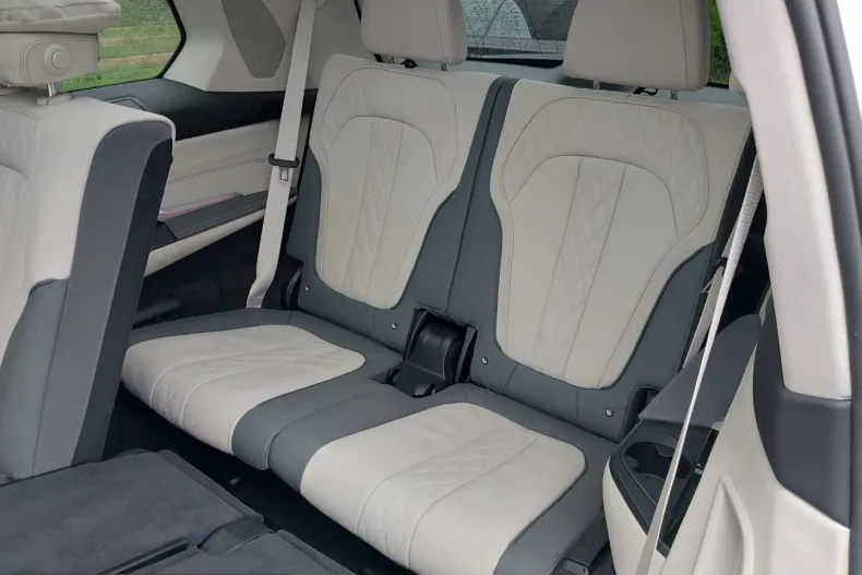 BMW X7 (Seria X) din 2023 cu 104.000 km - oferta BMW206346 - foto 13