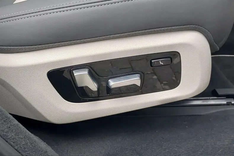 BMW X7 (Seria X) din 2023 cu 104.000 km - oferta BMW206346 - foto 17