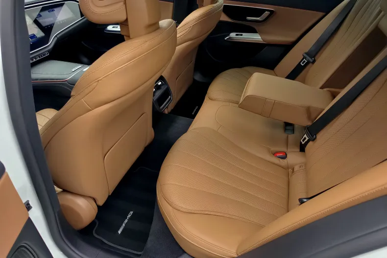 Mercedes-Benz E din 2025 cu 21.200 km - oferta MER206347 - foto 27