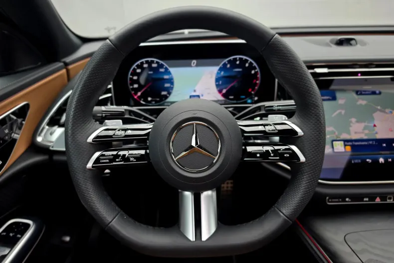 Mercedes-Benz E din 2025 cu 21.200 km - oferta MER206347 - foto 29