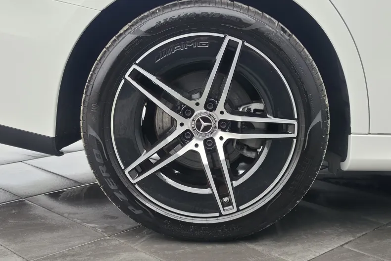 Mercedes-Benz E din 2025 cu 21.200 km - oferta MER206347 - foto 34