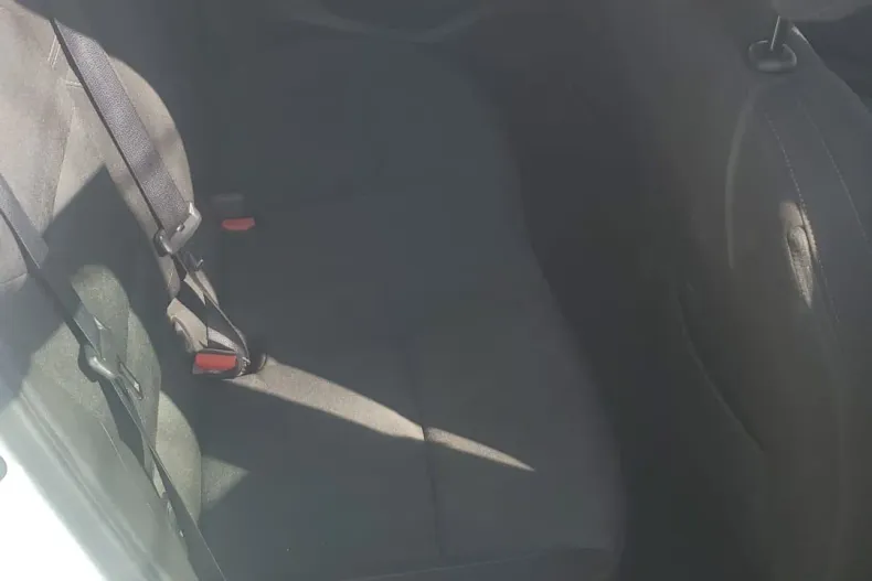 Renault Clio din 2023 cu 64.068 km - oferta REN206348 - foto 10