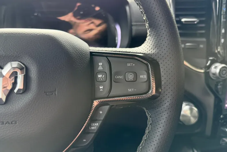 Dodge RAM din 2025 cu 9.900 km - oferta DOD206351 - foto 19