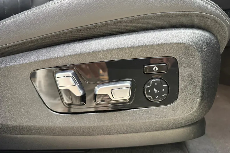 BMW X5 (Seria X) din 2021 cu 79.000 km - oferta BMW206352 - foto 38