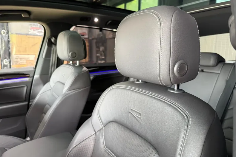 Volkswagen Touareg din 2021 cu 119.042 km - oferta VOL206353 - foto 24