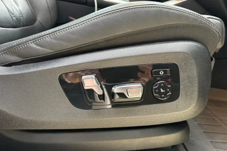 BMW X5 (Seria X) din 2022 cu 70.000 km - oferta BMW206354 - foto 38