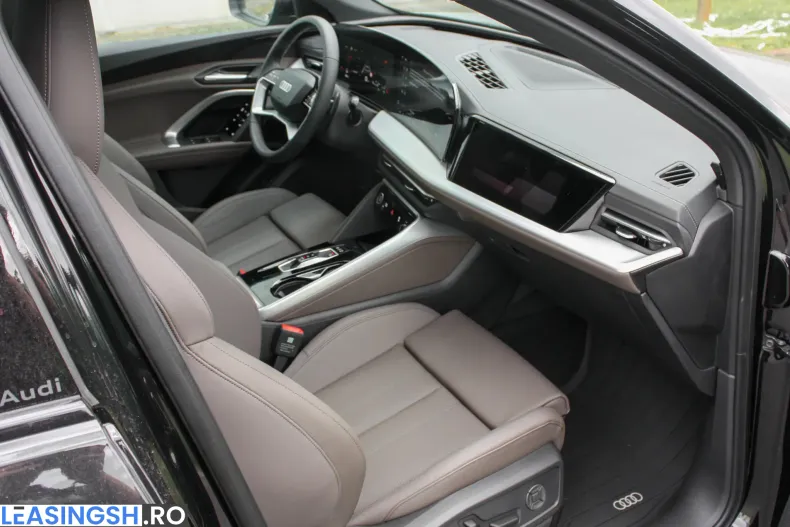 Audi Q5 din 2025 cu 9.900 km - oferta AUD206356 - foto 13