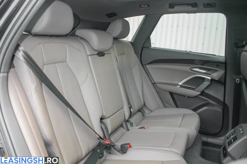 Audi Q5 din 2025 cu 9.900 km - oferta AUD206356 - foto 15