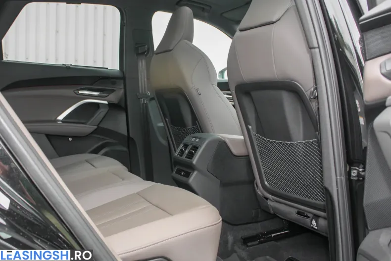 Audi Q5 din 2025 cu 9.900 km - oferta AUD206356 - foto 16