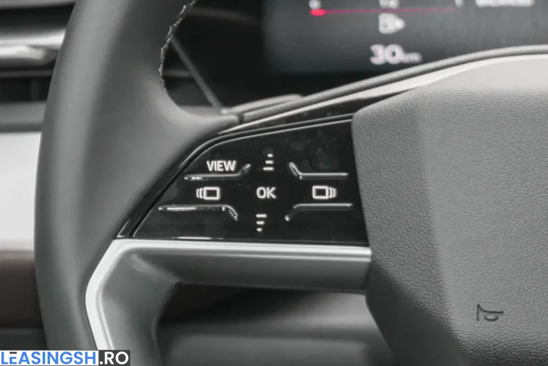 Audi Q5 din 2025 cu 9.900 km - oferta AUD206356 - foto 18