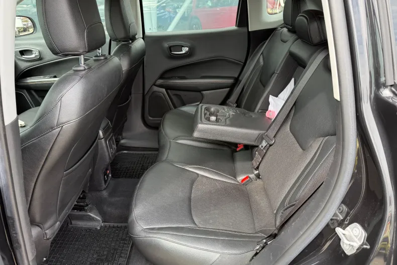 Jeep Compass din 2020 cu 138.634 km - oferta JEE206358 - foto 18