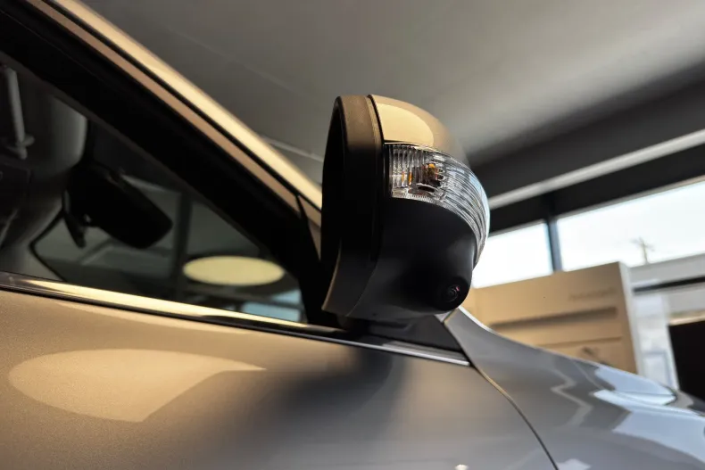 MG ZS HEV din 2025 cu 5 km - oferta MG0206359 - foto 4