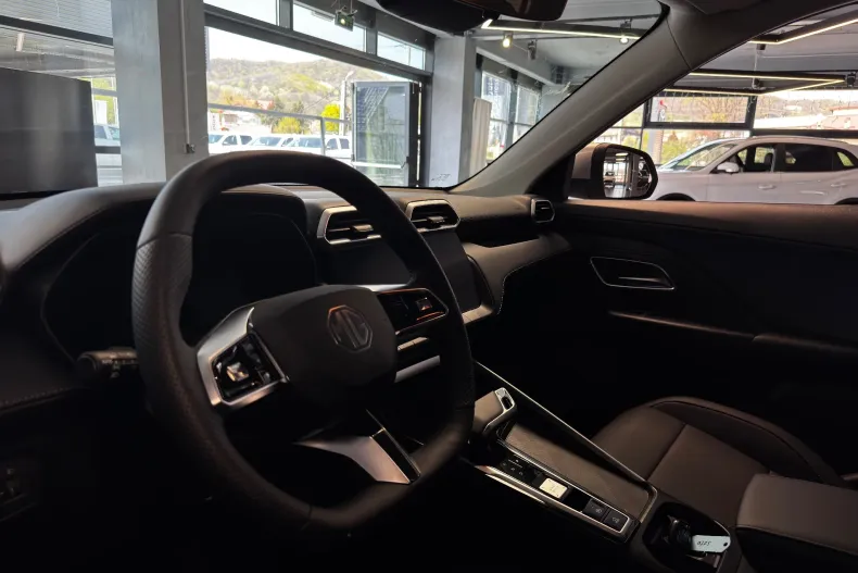 MG ZS HEV din 2025 cu 5 km - oferta MG0206359 - foto 11