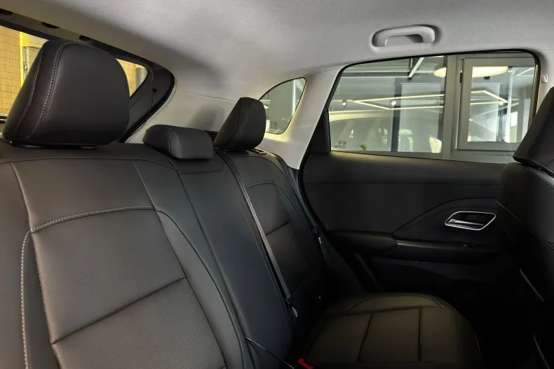 MG ZS HEV din 2025 cu 5 km - oferta MG0206359 - foto 19