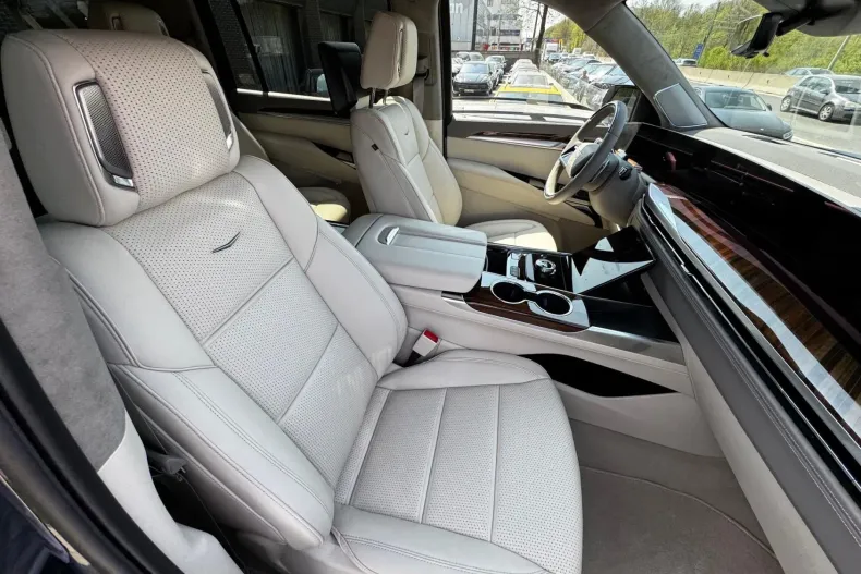 Cadillac Escalade din 2025 cu 90 km - oferta CAD206364 - foto 6