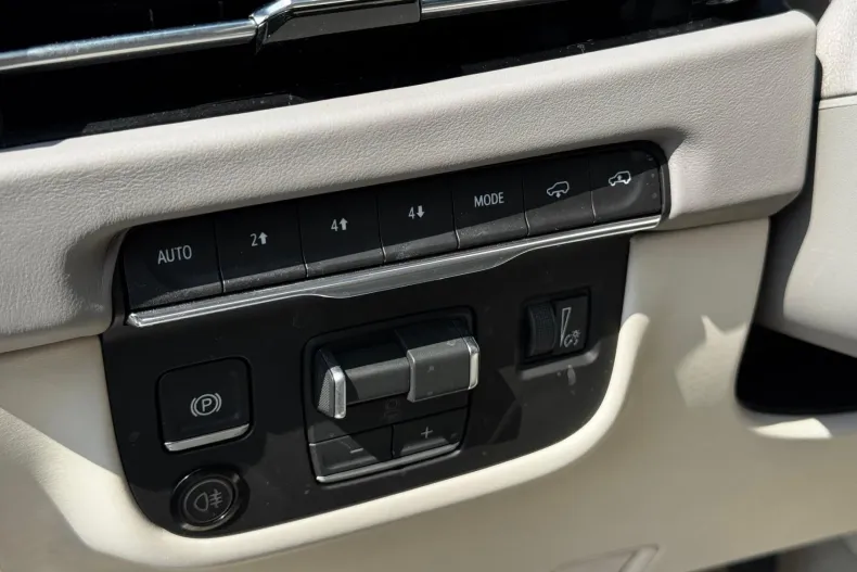 Cadillac Escalade din 2025 cu 90 km - oferta CAD206364 - foto 19