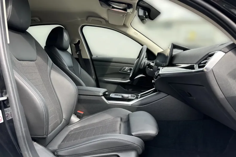 BMW 320i (Seria 3) din 2023 cu 59.811 km - oferta BMW206375 - foto 11