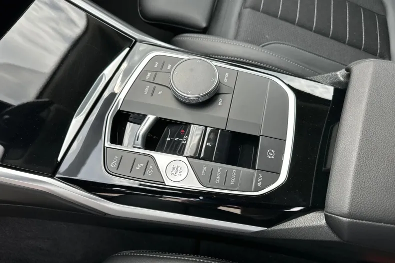 BMW 320i (Seria 3) din 2023 cu 59.811 km - oferta BMW206375 - foto 18