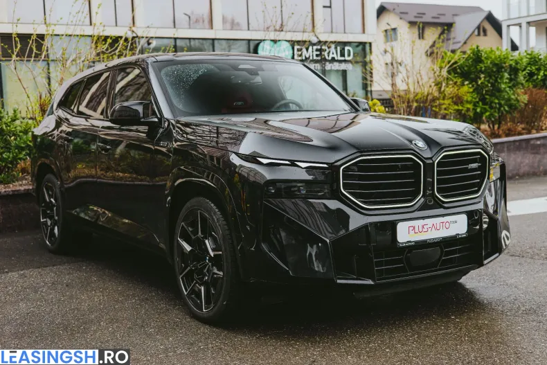 BMW XM (Seria X) din 2025 cu 7.163 km - oferta BMW206378 - foto 1