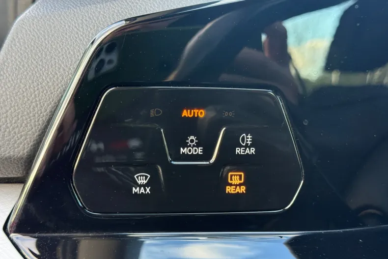 Volkswagen Golf din 2022 cu 160.000 km - oferta VOL206382 - foto 22