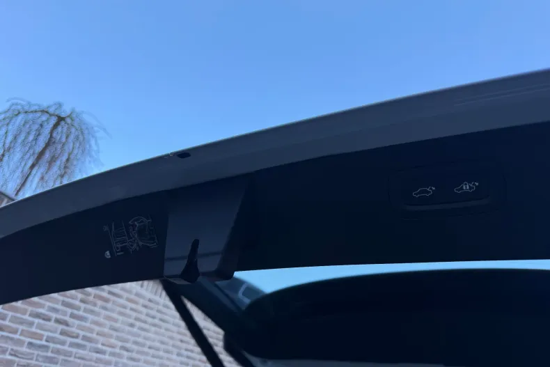 Volvo XC90 din 2022 cu 130.500 km - oferta VOL206388 - foto 40