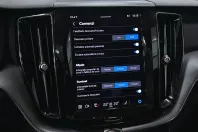 Volvo XC60 din 2021 cu 142.584 km - oferta VOL206406 - foto 11