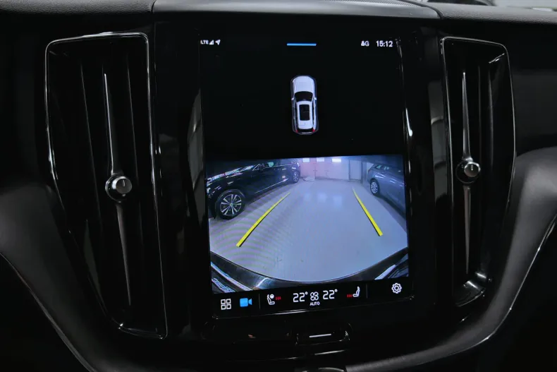 Volvo XC60 din 2021 cu 142.584 km - oferta VOL206406 - foto 15