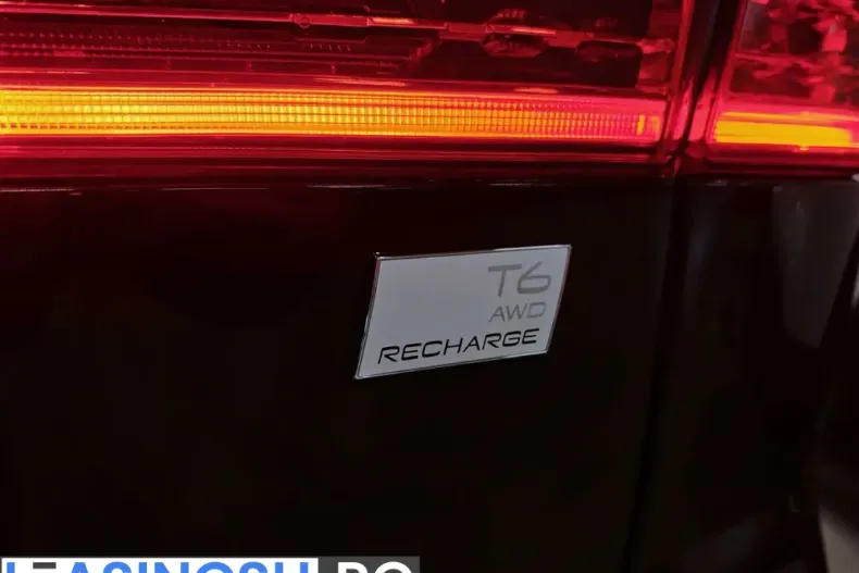 Volvo XC60 din 2021 cu 142.584 km - oferta VOL206406 - foto 30