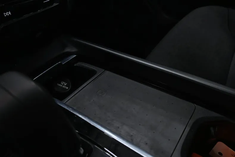 Volvo XC60 din 2021 cu 142.584 km - oferta VOL206406 - foto 33